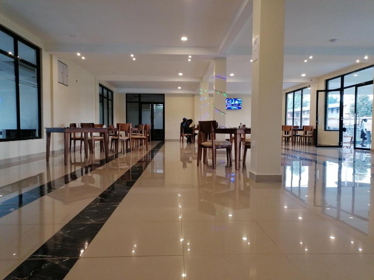 The Willis Hotel, Bomet Ngoại thất bức ảnh