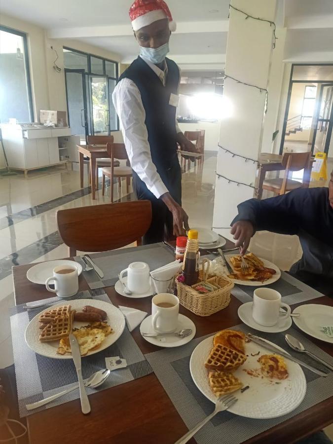 The Willis Hotel, Bomet Ngoại thất bức ảnh
