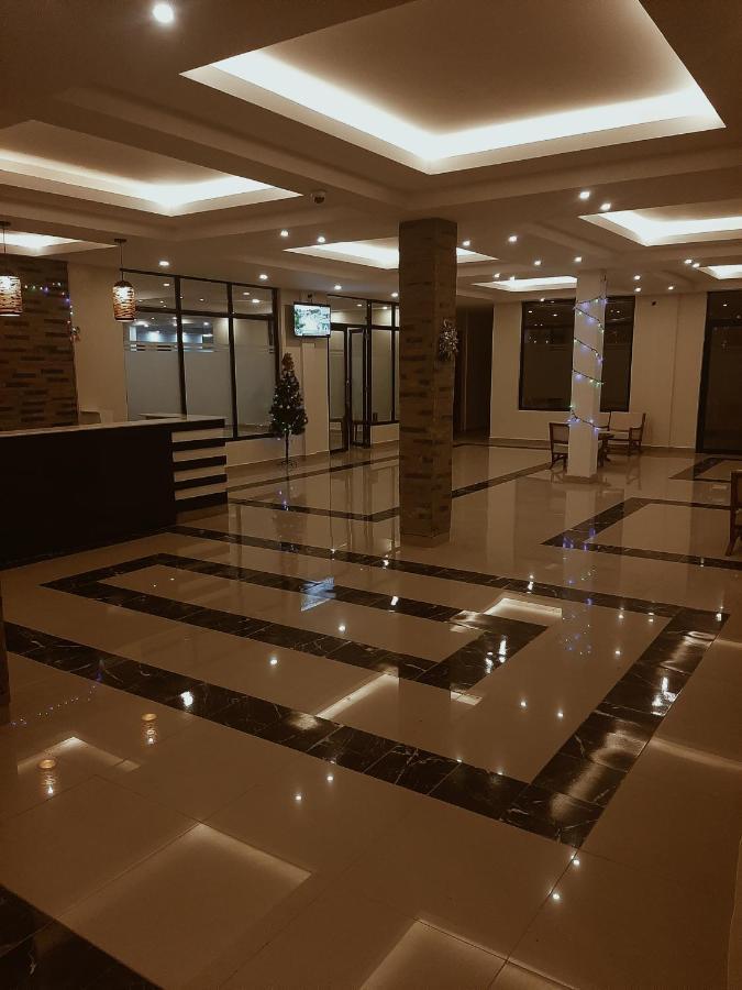 The Willis Hotel, Bomet Ngoại thất bức ảnh