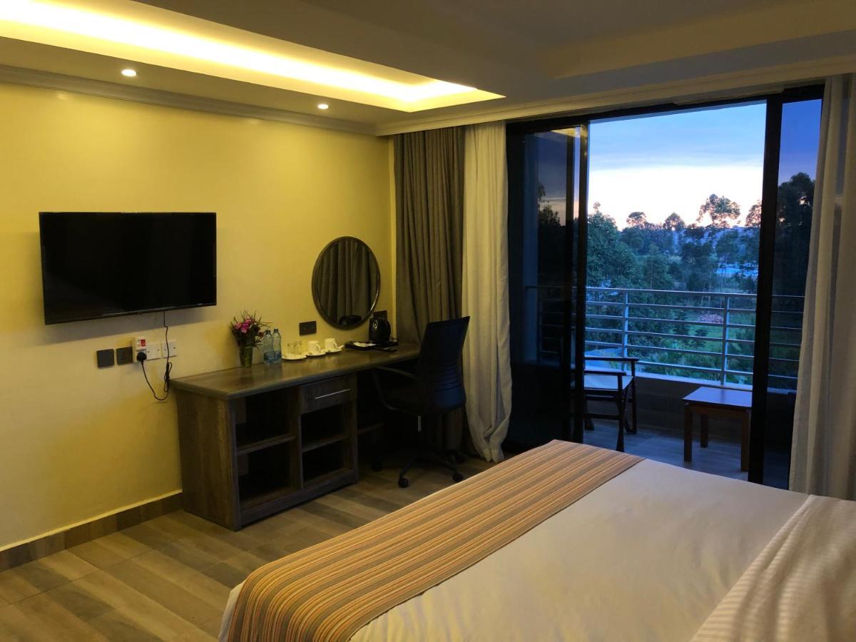 The Willis Hotel, Bomet Ngoại thất bức ảnh